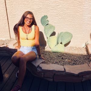 Meet your Posher, Sierra